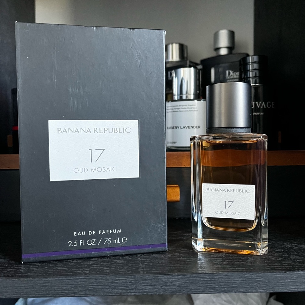 Banana Republic 17 Oud Mosaic EDP